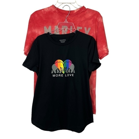 American Eagle Outfitters/Banana Republic Women’s Tops Sz Small Lot/2 T-Shirts - Picture 1 of 15